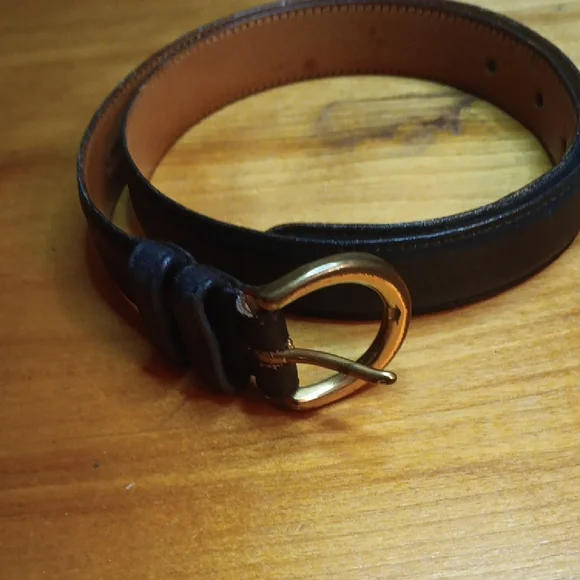 Coach Black Brown Leather Belt with Gold Buckle COACH® CZ | Sculpted C Buckle Reversible Belt, 25 Mm  main image 4